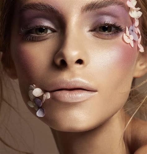 Pop of color makeup | Flower makeup, Beauty makeup photography, Face ...