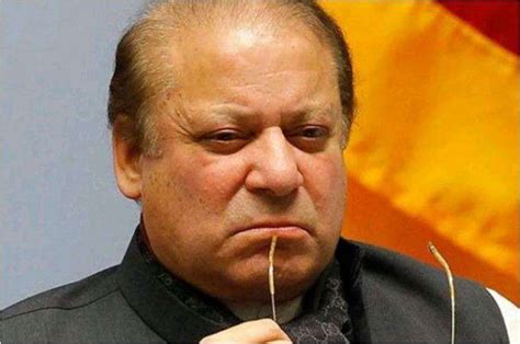 Nawaz Sharif's health deteriorates, doctors stop heart medication ...