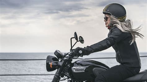 Brand Guide: Triumph Motorcycles - IMBOLDN