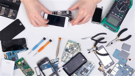 Mobile Cell Phone Repair in Saint Clair Shores, MI | (586) 945-4345 ...