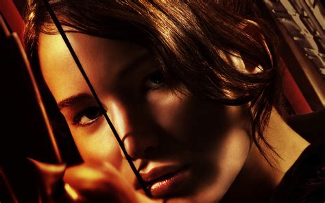 Download Close-up Jennifer Lawrence Katniss Everdeen Movie The Hunger Games HD Wallpaper