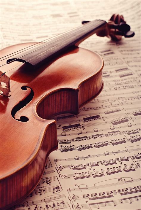 Old violin. Violin art, Violin, Violin music, Vintage Violin HD phone ...