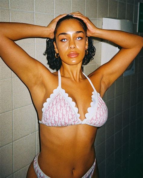 Jorja Smith Shows Off 2019’s Most Eye-Catching Beauty Trend