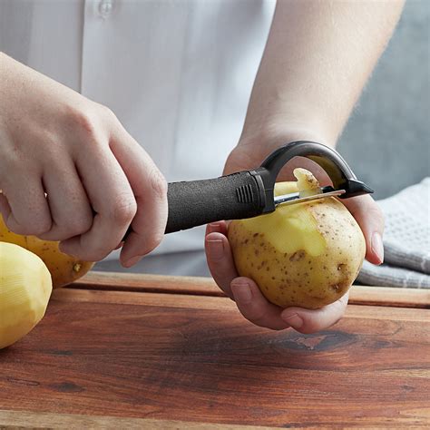 7 1/4" Straight Vegetable Peeler with Serrated Stainless Steel Blade