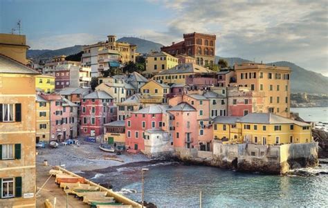 Spiaggia di Boccadasse, Genova: la perla ligure | Viaggiamo