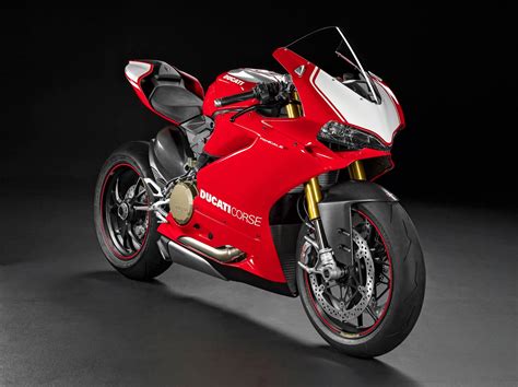 Racing Cafè: Ducati 1199 Panigale R 2015 #1