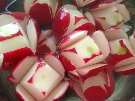 RADISH ROSES * easy * snack, garnish, veggie trays * | Easy snacks ...