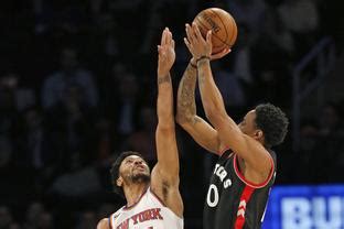 DeMar DeRozan Hits Game-Winning Shot Against New York Knicks | News ...