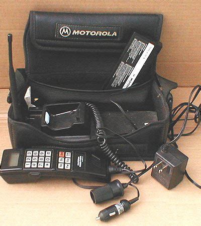 Motorola Bag Phone - Totally 90s