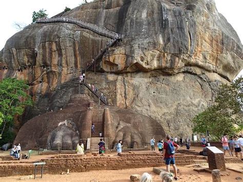 Sigiriya - Rock Fortress (5) | Trip to Dambulla, Sigiriya and Polonnaruwa | Geography im Austria ...