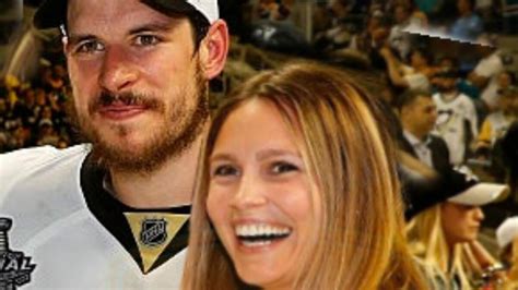 Kathy Leutner: Wiki, Boyfriend Sidney Crosby, Engaged, Net Worth, and ...