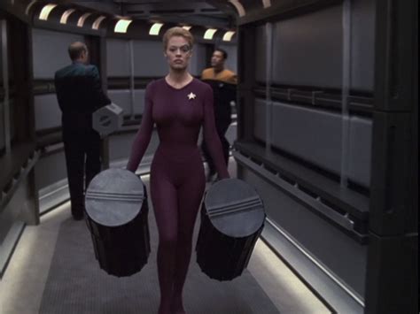 STAR TREK: VOYAGER (TV 1995-2001) - Seven of Nine (Jeri Ryan) Starfleet ...