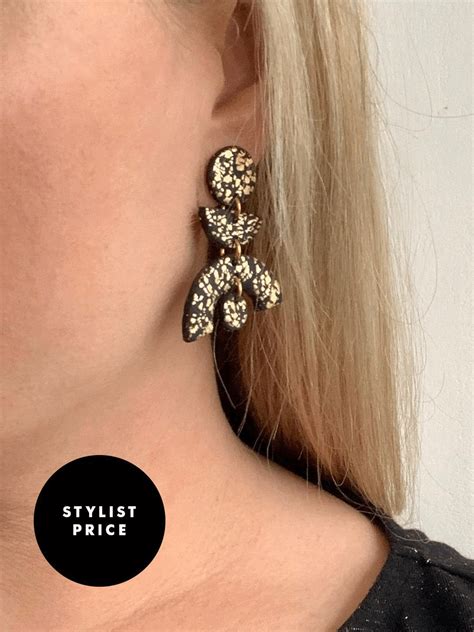 The best earrings to wear with any outfit this season from indie brands - Carmon Report