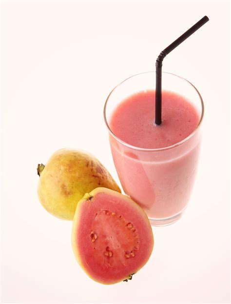 Guava Juice With Milk Recipe - Hello World Magazine