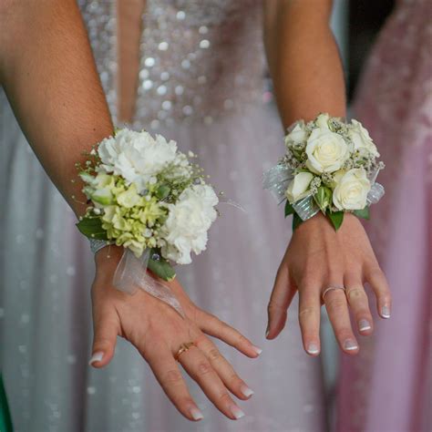 Wrist Corsage For Formals & Weddings - Inflower Florist Marsfield