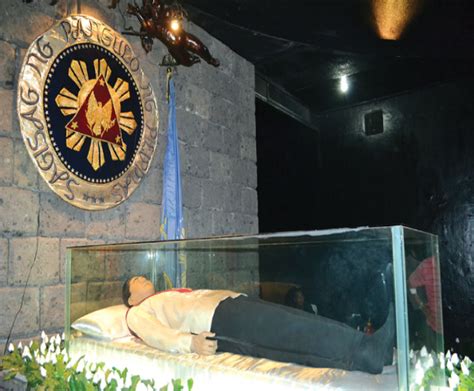 Supreme Court Allows Marcos Burial at the Libingan ng mga Bayani » Philippines Report