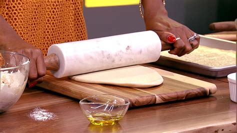 Learn to make matzah for Passover - Good Morning America