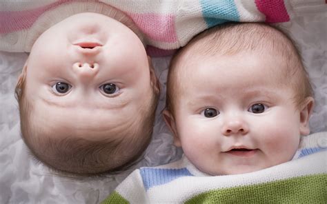 Cute Twins Baby Wallpapers - 1920x1200 - 413768