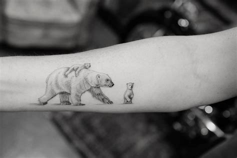 15+ Realistic Polar Bear Tattoo Designs and Ideas | PetPress