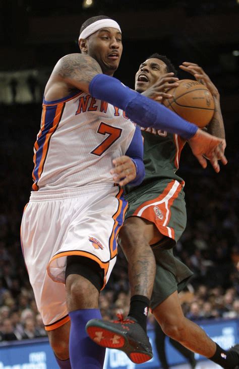 Carmelo Anthony's 28 points propel Knicks to vital win over Bucks - silive.com