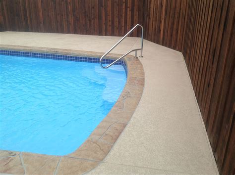 Fiberglass Pool Resurfacing | Fiberglass Pool Refinishing & Restoration