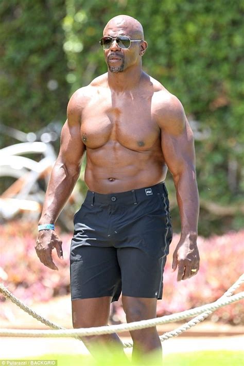 Photos: Actor Terry Crews shows off his buff body while celebrating ...