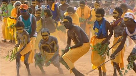 Garma Festival seeks new way forward in Indigenous Affairs - ABC listen