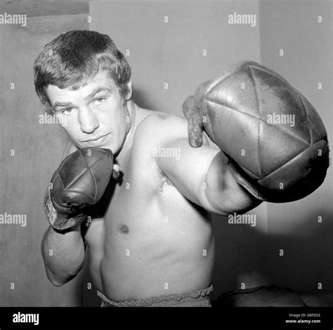 British heavyweight boxer Billy Walker trains at Haverstock Hill ...