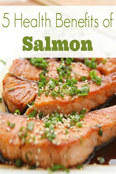 5 Health Benefits of Salmon (Plus a Seared Salmon & Salsa Verde Recipe)