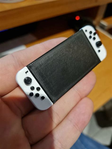 Nintendo Switch keychain by Emashi - MakerWorld