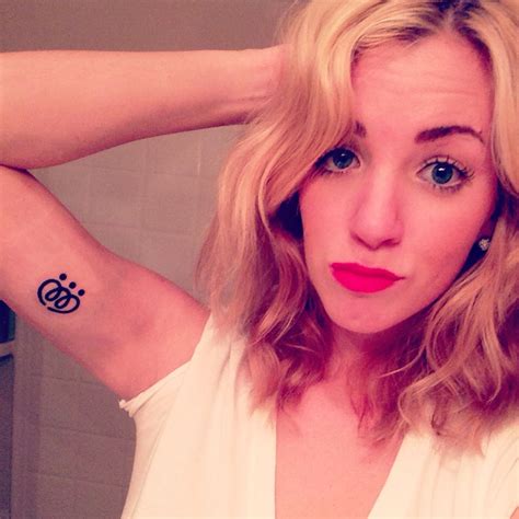 Irish symbol for "sisters". Instagram @EmilyRoseMMc Best Friend Tattoos, Sister Tattoos, Paw ...