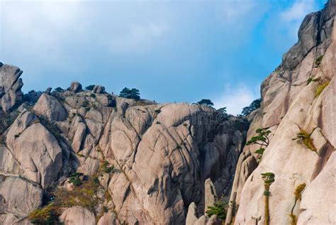 China Mount Huangshan Scenery Stock Image - Image of outdoor, driving: 35969531