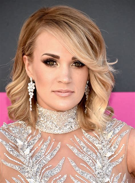 Carrie Underwood, Kiss Makeup, Hair Makeup, California Girls, Absolutely Gorgeous, Selfie, Brows ...