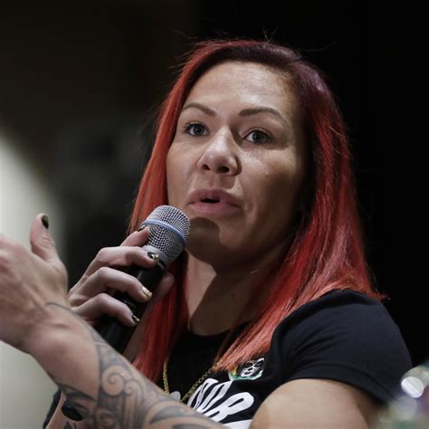 Cris Cyborg Apologizes to Dana White over Edited Backstage Video at UFC ...