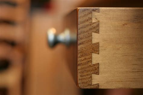 3 Common Types of Dovetail Joints Used in Woodworking Projects ...