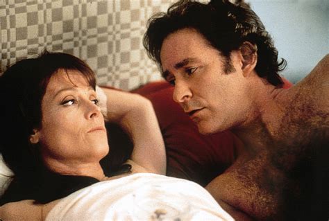 Sigourney Weaver & Kevin Kline (1997) in "The Ice Storm" | Kevin kline, Sigourney weaver, Sigourney