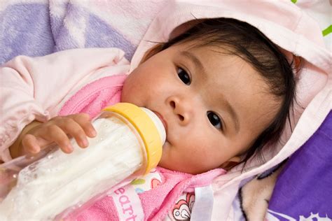 The Best Formula For Colic: Which One To Pick For Your Baby - Motherhood Community