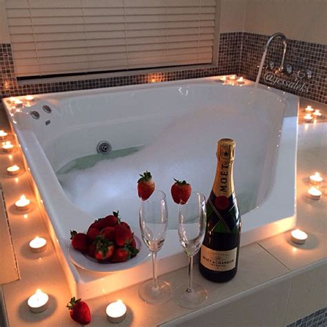 Pinterest: idkgavy | Romantic bubble bath, Romantic bathrooms, Romantic ...