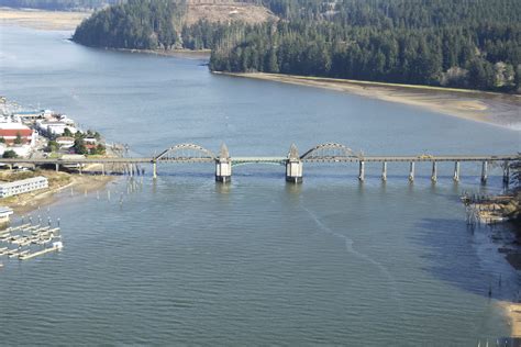 Siuslaw River Bascule Bridge in Glenada, OR, United States - bridge ...