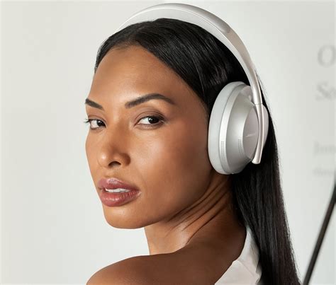 Smart Noise Cancelling Headphones 700 | Bose