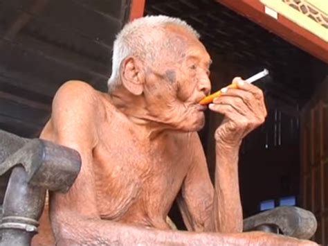 World's oldest man dies at 146, his last word will shock you - Daily Family