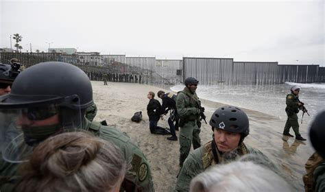 Border Patrol arrests 32 at San Diego demonstration | WTTE