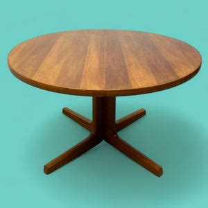 Danish Dining Table Extendable Circular Oval 70s Mobler – Pool Bank Interiors