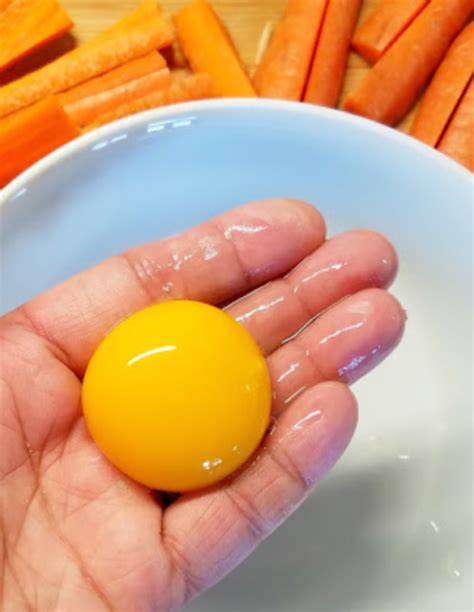 What Makes Egg Yolks Orange? - Fresh Eggs Daily® with Lisa Steele