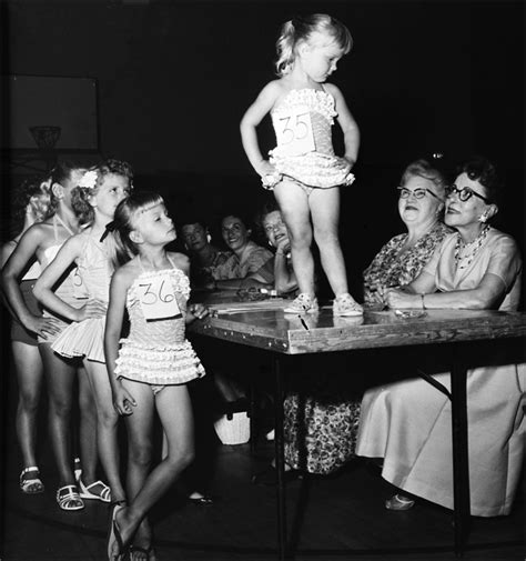 Little Miss La Balona contestants 1958 | Pageant, Kids outfits, Beauty queens