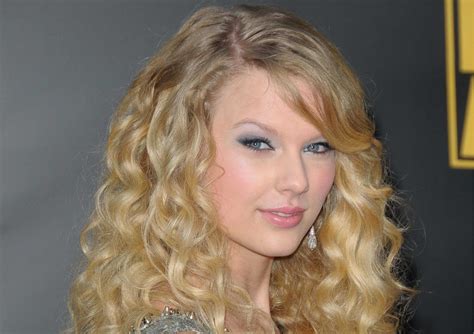 Taylor Swift Finally Reveals Meaning Behind Instagram - vrogue.co