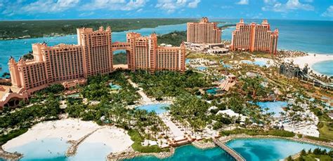 Nassau, Bahamas Atlantis Aquaventure Excursion | Norwegian Cruise Line