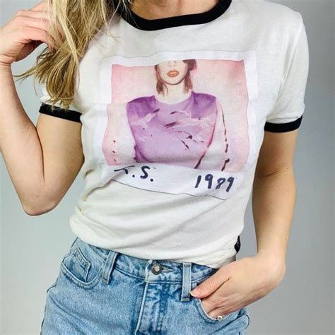 Taylor Swift 1989 world tour concert tee | Taylor swift shirts, Taylor swift style, Taylor swift ...