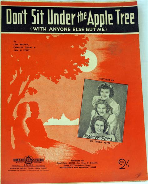 sheet music, Don't Sit Under The Apple Tree, first half 20th century