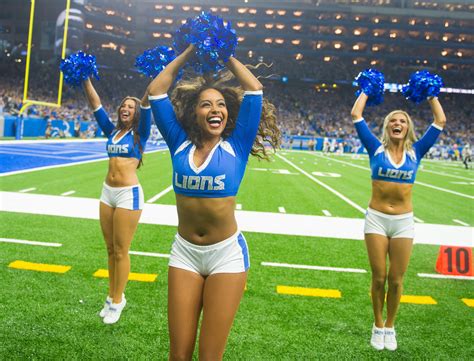 Detroit Lions cheerleaders : r/cheerleaders